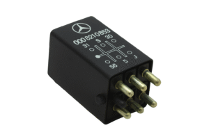 RELEJ odgovara za 190 / 1.8E